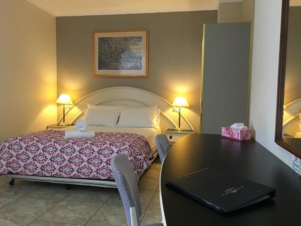 标准间带漩涡浴缸, Seaside Garden Retreat Accommodation