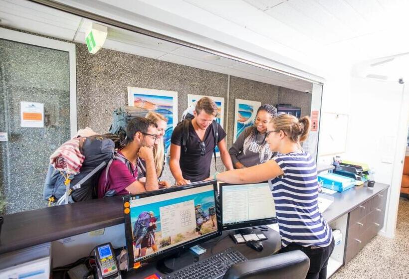 家庭间, The Island Accommodation