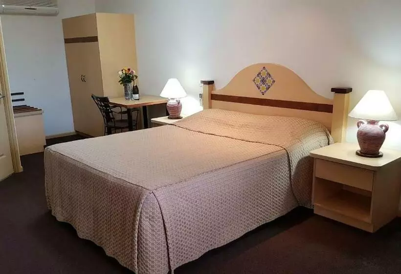 اتاق لوکس, Villa Mirasol Motor Inn