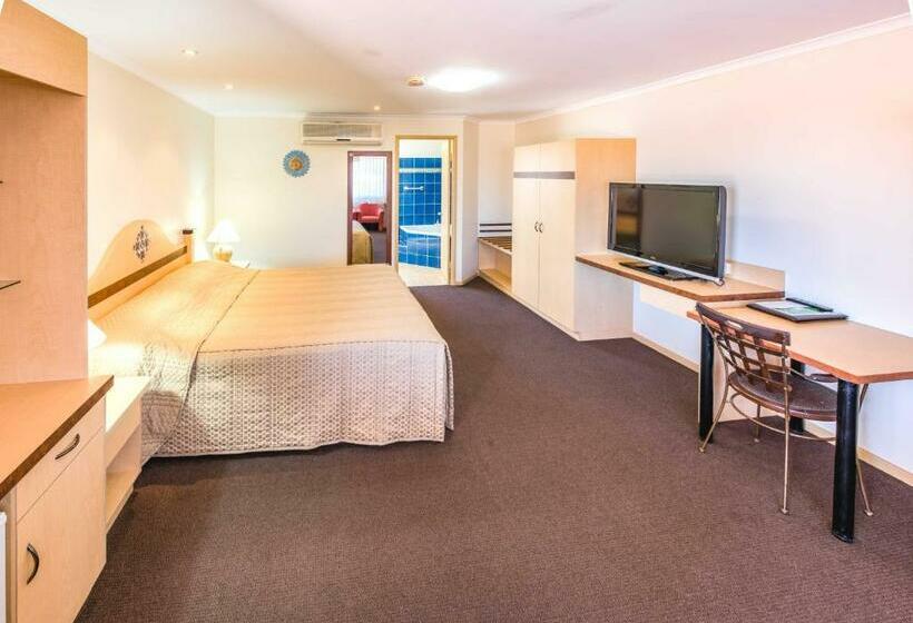 اتاق اجرایی با تخت بزرگ, Villa Mirasol Motor Inn