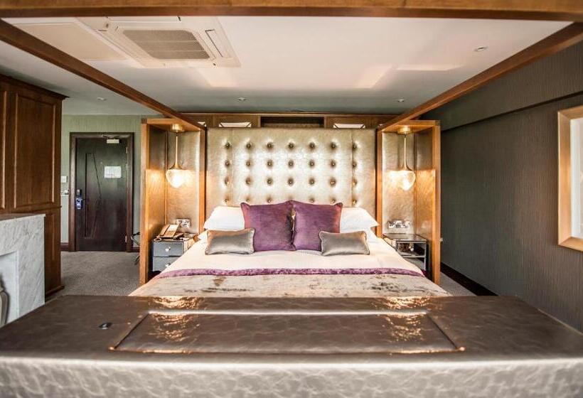 סוויטה, Parklands Hotel & Country Club