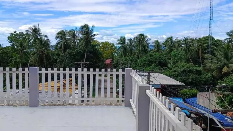 اتاق چهار تخته با دستشویی مشترک, Moon Travel Phangan