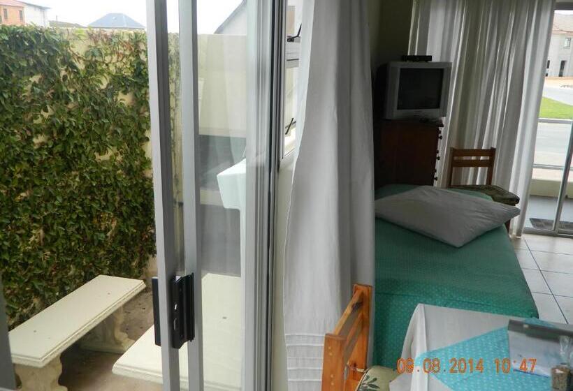 1階の1ベッドルームアパートメント, Whale Watchers Inn