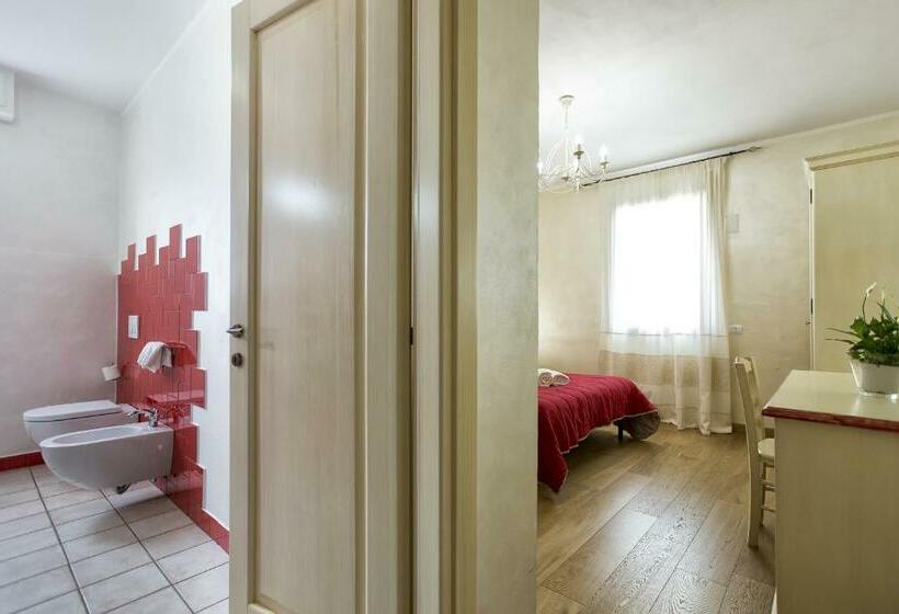 חדר קומפורט, Morpheo Rooms