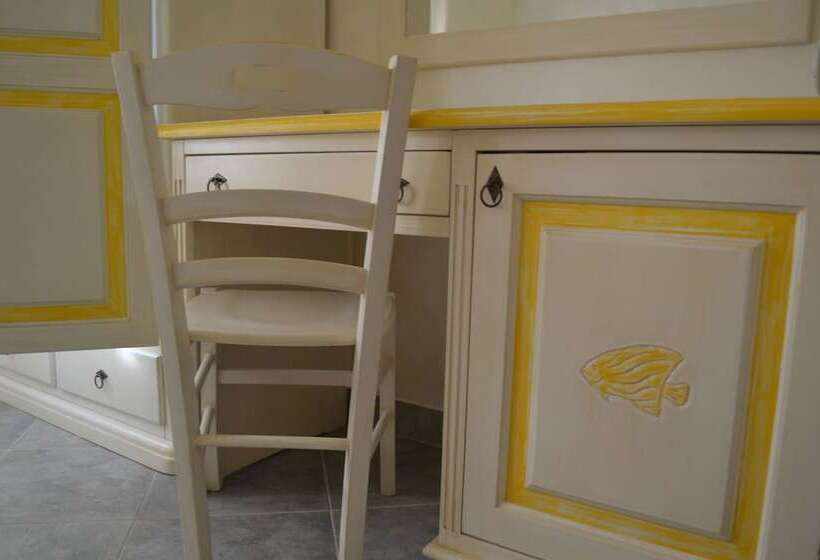 חדר משפחתי, Morpheo Rooms