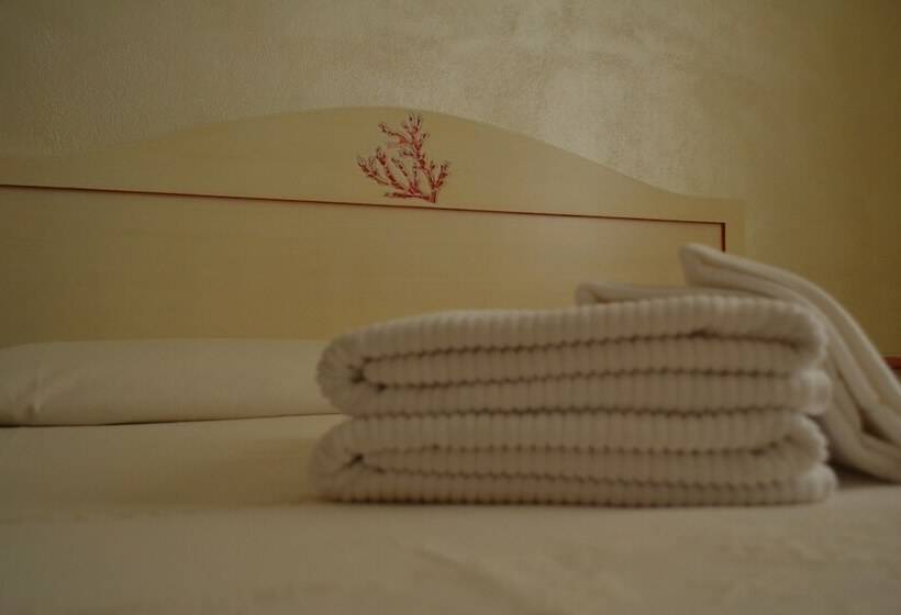 חדר קומפורט, Morpheo Rooms