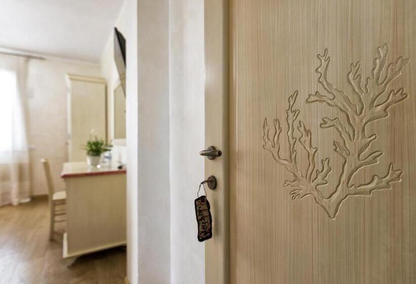 חדר משפחתי, Morpheo Rooms