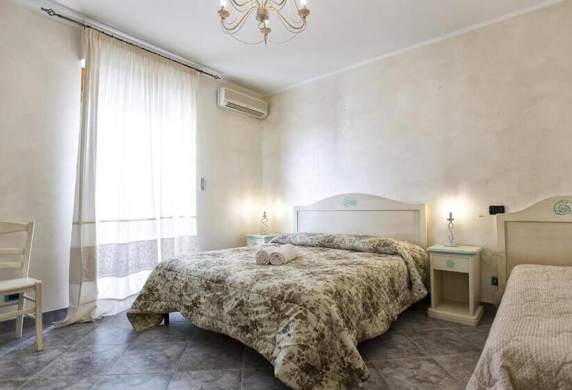 חדר משפחתי, Morpheo Rooms