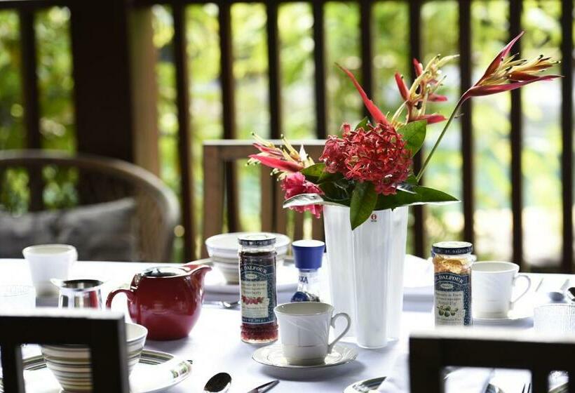 带大床的标准间, Sealords