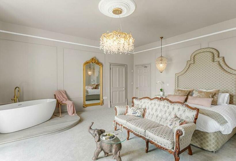 バルコニー付スイート, Welbeck Manor And Golf