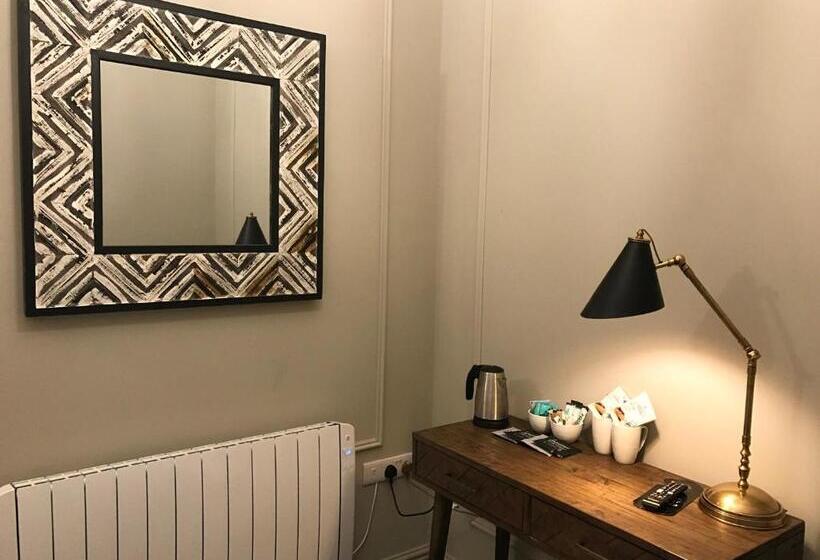 スタンダードルーム, Welbeck Manor And Golf