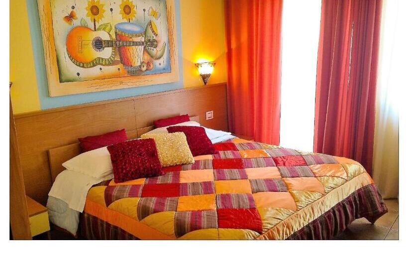 Номер Стандарт Трехместный, Florivana Boutique Hotel Ristorante