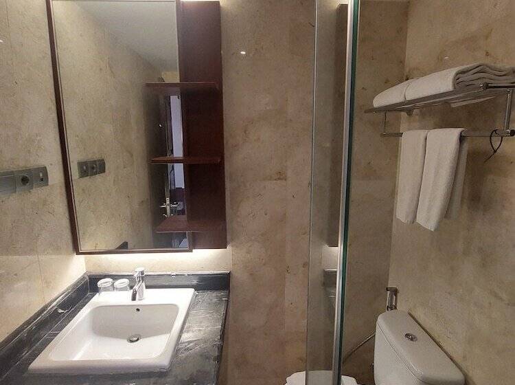 디럭스 룸, Grand Qin Hotel Banjarbaru Syariah