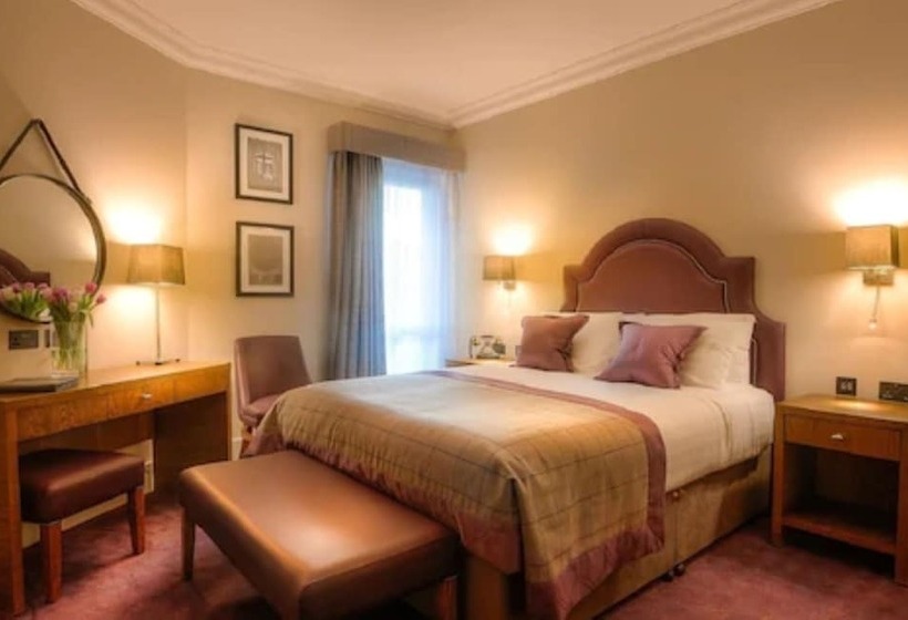 Номер Deluxe, Bishop S Gate