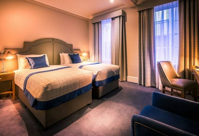 Номер Deluxe, Bishop S Gate