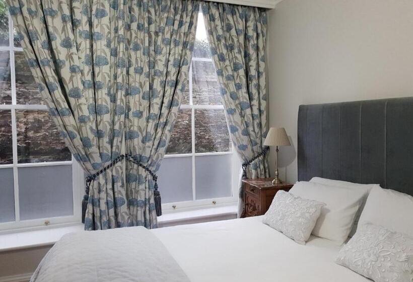 Апартаменты Deluxe 2 Спальни, Bishop S Gate