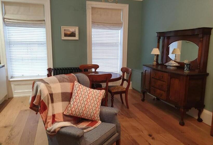 Апартаменты Deluxe 2 Спальни, Bishop S Gate