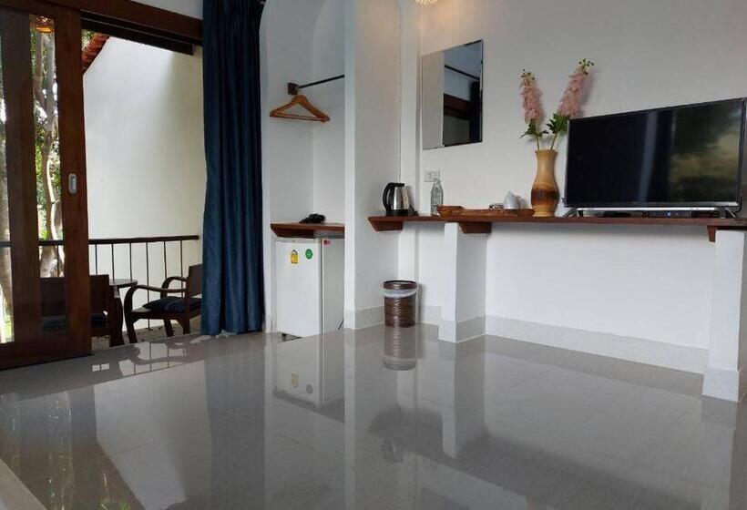 带大床的豪华间, Canary Guesthouse