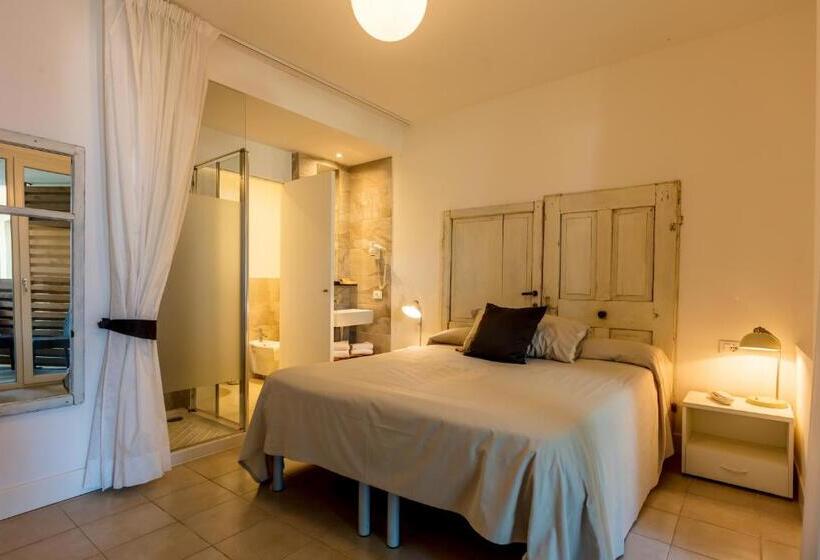 Superior room with lake view, Maximilian