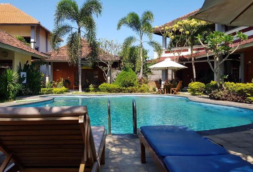 디럭스 룸, Mylovina