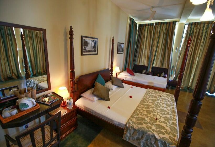 디럭스 룸, Oak Ray Lake Resort