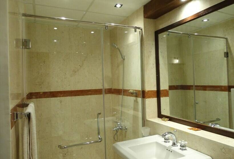 디럭스 룸, Oak Ray Lake Resort