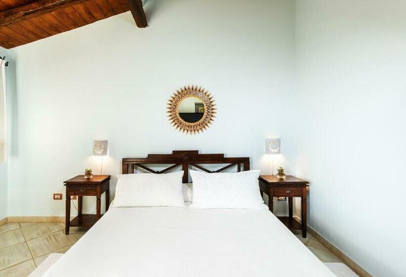 חדר קלאסי, Rio Molas