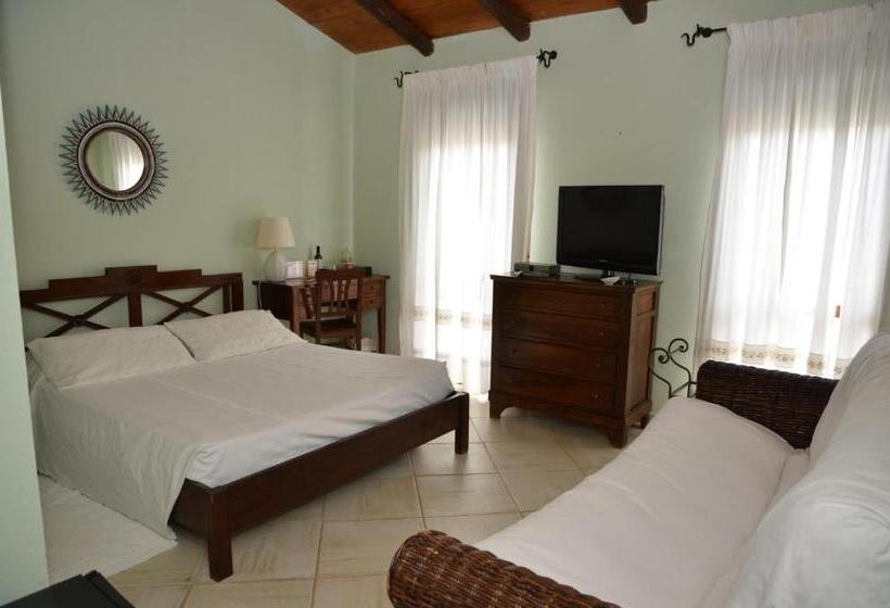 חדר סופריור, Rio Molas