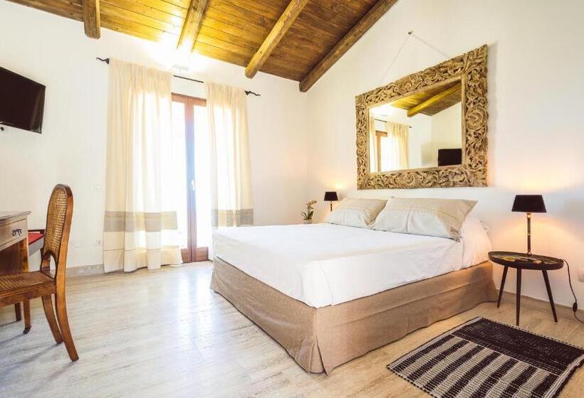 חדר סופריור, Rio Molas