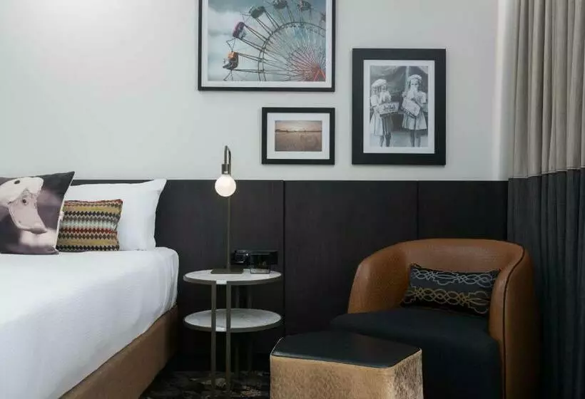 キングサイズベッドのスーペリアルーム, Rydges Fortitude Valley