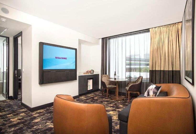 이그제큐티브 스위트 킹침대, Rydges Fortitude Valley