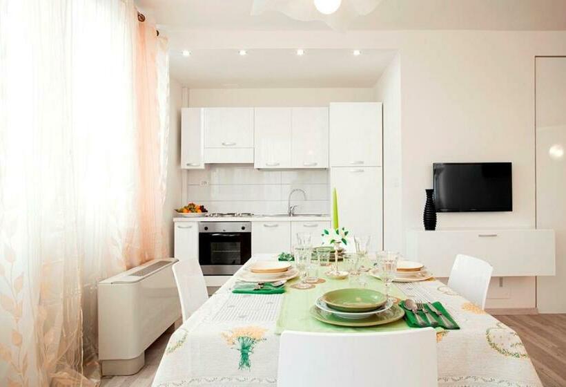 استودیو خانوادگی, Residence Ferrucci