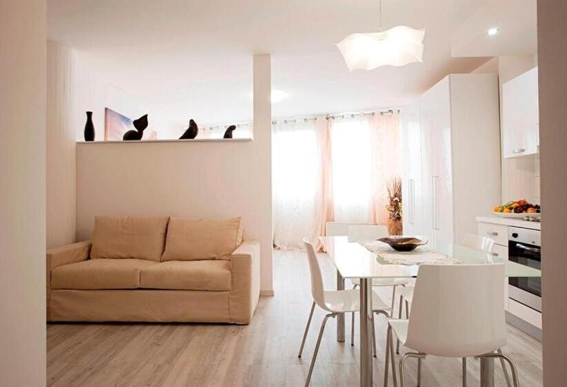 استودیو خانوادگی, Residence Ferrucci