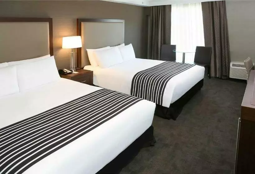 スタンダードルーム, Sandman Hotel Abbotsford Airport