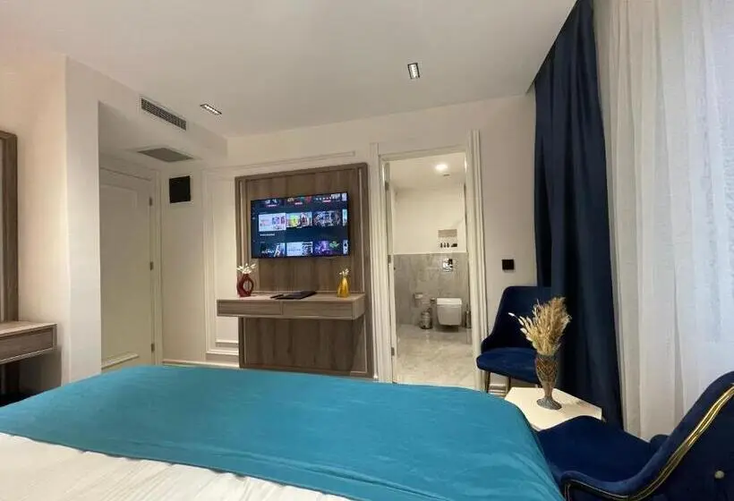 Standard-huone, Mona Bosphorus
