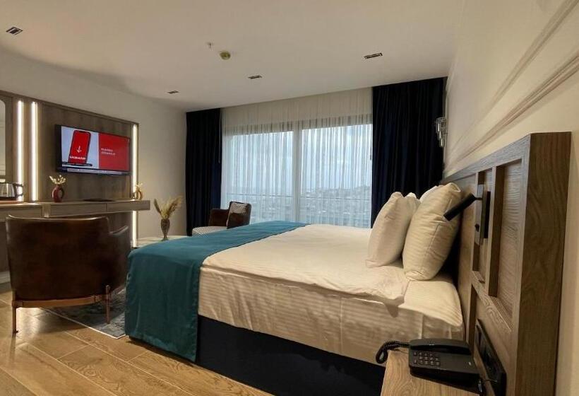 اتاق استاندارد با چشمانداز دریا, Mona Bosphorus