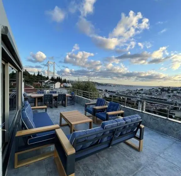 Huoneisto 1 Makuuhuone Merinäkymä, Mona Bosphorus