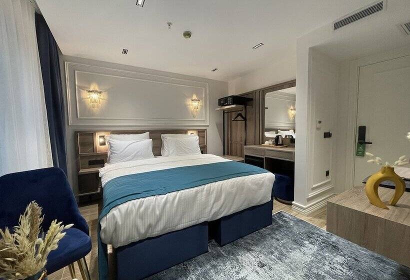 اتاق استاندارد, Mona Bosphorus