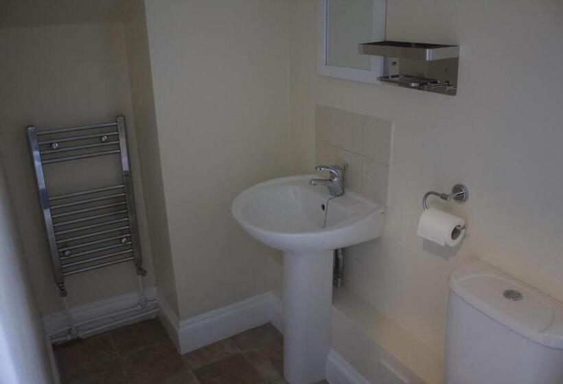 חדר משפחתי דלוקס, Elm Tree Guest House