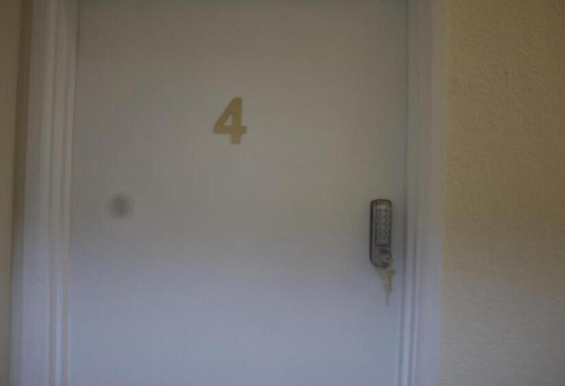 חדר סטנדרט יחיד, Elm Tree Guest House