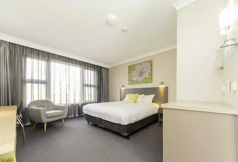 اتاق استاندارد با تخت بزرگ, Club Cowra Motel