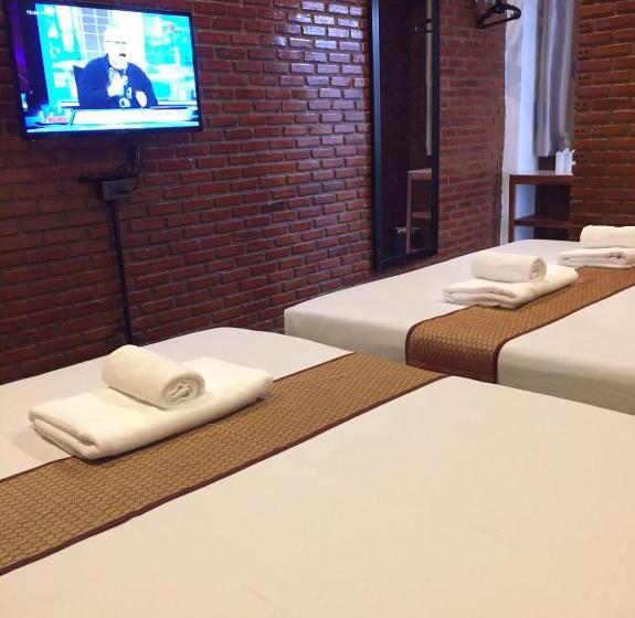 스탠다드 트리플 룸, Ben Guesthouse