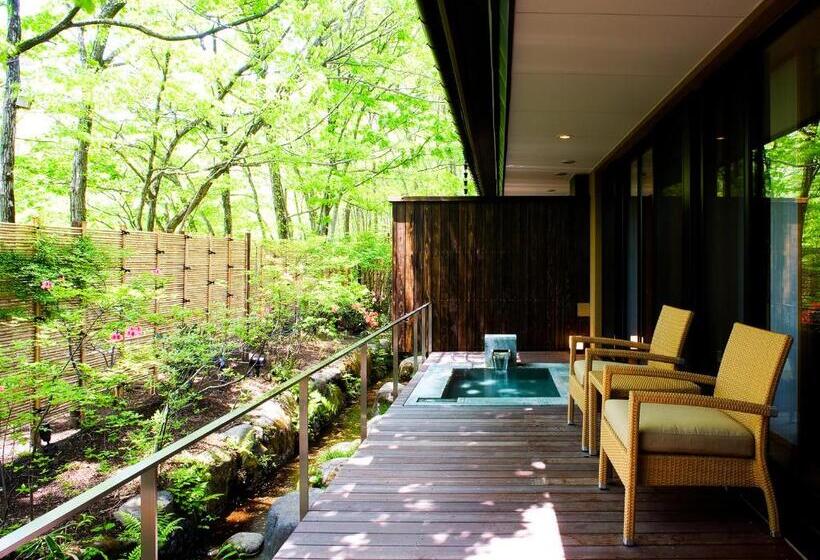 סוויטה, 竹泉荘 Chikusenso Onsen