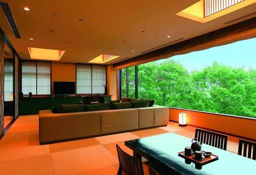 景色の見えるスイートルーム, 竹泉荘 Chikusenso Onsen