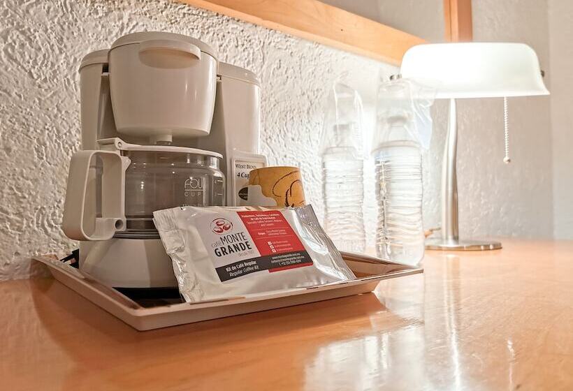 اتاق استاندارد یک نفره, Don Miguel