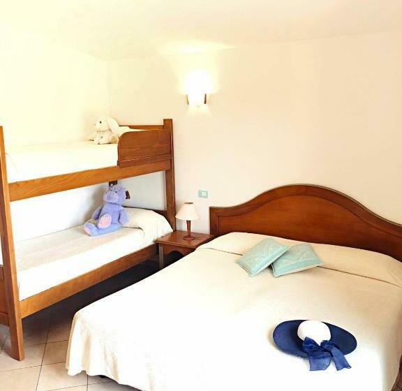 اتاق خانوادگی, Le Anfore