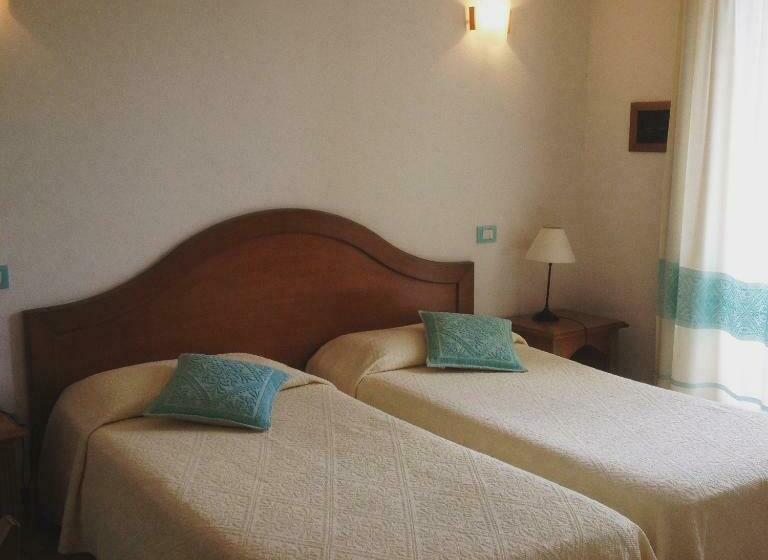 اتاق استاندارد با بالکن, Le Anfore