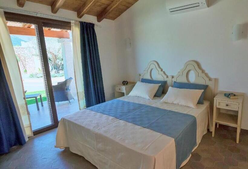 اتاق استاندارد با چشمانداز باغ, Le Anfore