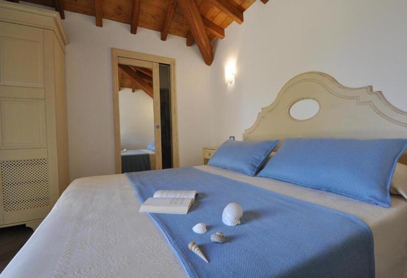 اتاق استاندارد با چشمانداز باغ, Le Anfore