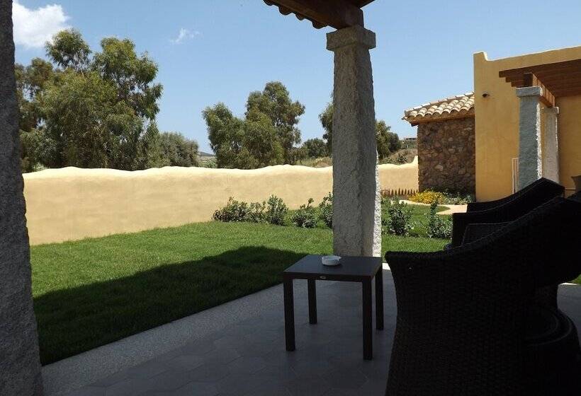 اتاق استاندارد با چشمانداز باغ, Le Anfore